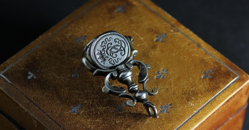 Swivel Three sides Silver Fob Seal. フォブ - Bright days ahead